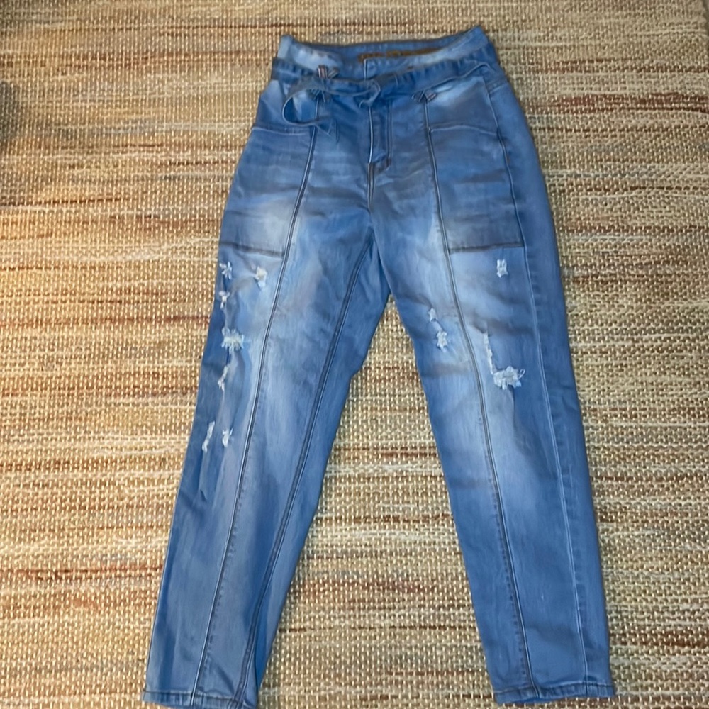 VIP jeans size 1 light wash jeans with tie